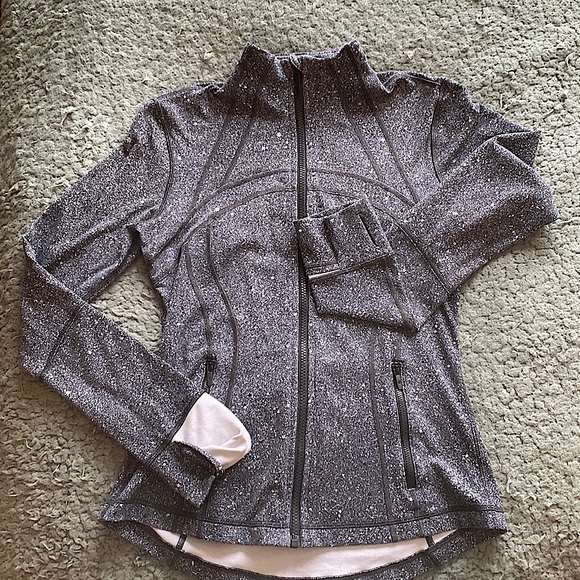 Lululemon Define Luon Jacket - Picture 3 of 10